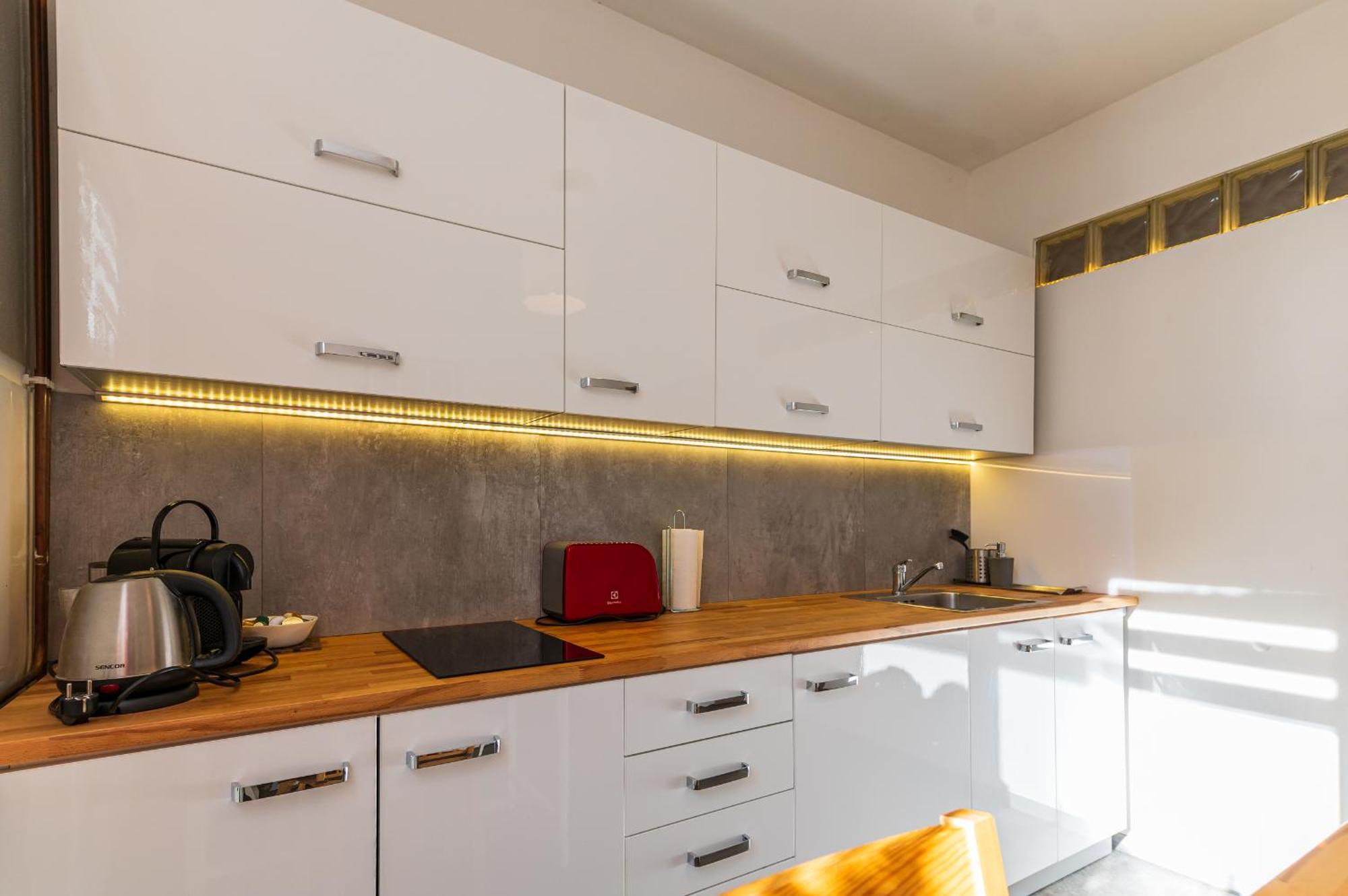Ubytovani Na Samote - Apartman U Tesaru Komarice Екстериор снимка